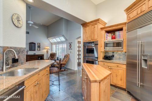 7141 Grey Fox Ln, Tucson AZ  85750-1376 exterior