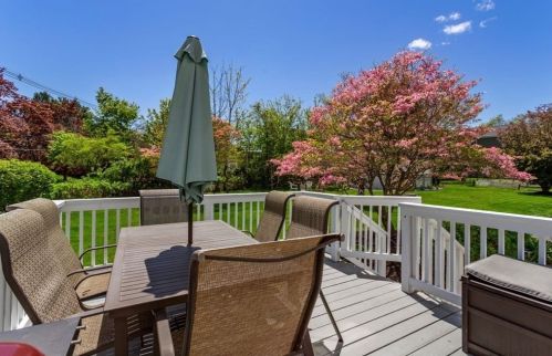 32 Pulaski St, Peabody MA 01960-1831 exterior