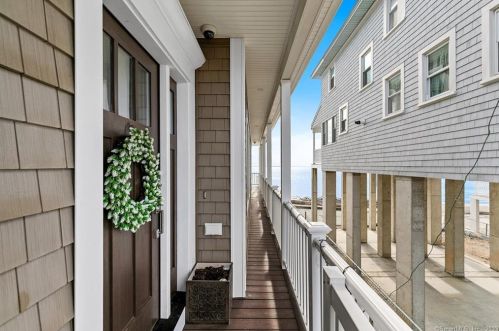 27 Pt Bch Dr, Milford CT 06460-7642 exterior