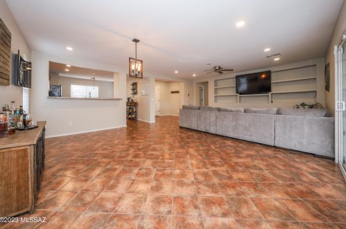 8446 Ramona Madera Ln, Tucson AZ  85747-5711 exterior