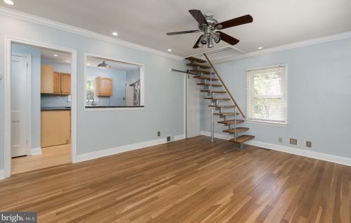 1204 Lower Ferry Rd, Trenton, NJ 08618-1407