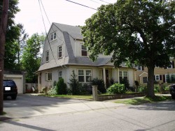 177 Nevada St, Newton, MA 02460-1227
