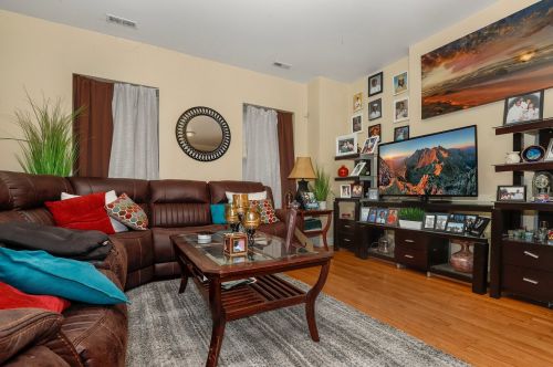 3526 Pr Ave, Chicago IL 60628-2133 exterior