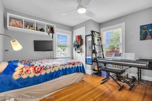 228 Myrtle Ave, Westfield NJ 07090-1516 exterior