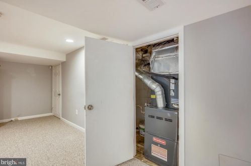 12409 Connecticut Ave, Silver Spring MD 20906-4305 exterior