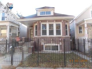 6333 Troy St, Chicago IL  60655-2321 exterior