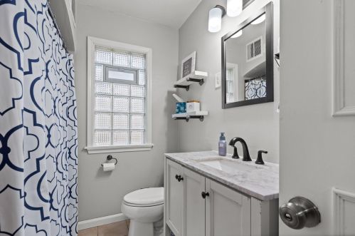 2403 81, Milwaukee WI 53213-1012 exterior