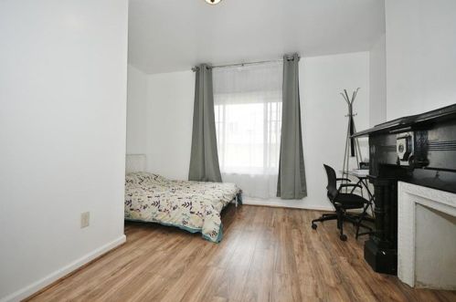 224 Ophelia St, Pittsburgh PA 15213-4230 exterior