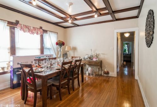 125 Mason Ave, Chicago IL 60630-3142 exterior