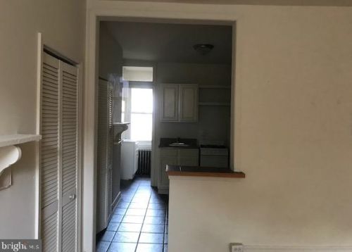 2026 2nd St, Philadelphia PA  19146-1602 exterior