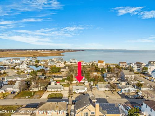 1412 Tamiami Rd, Lacey NJ 08731-5038 exterior