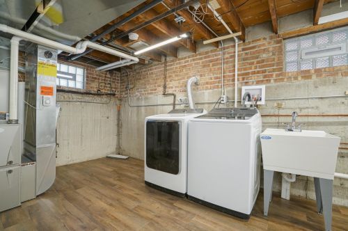 6218 64th St, Chicago IL  60638-5016 exterior