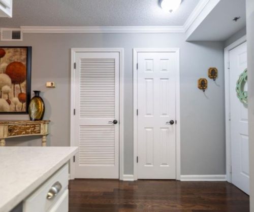 795 Hammond Dr, Atlanta GA 30328-5517 exterior