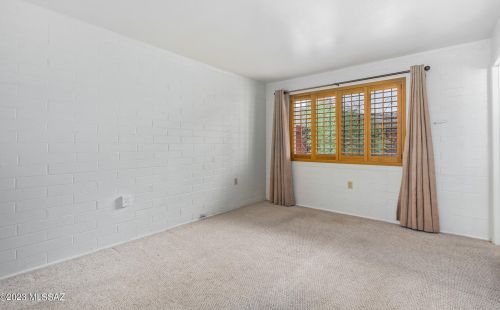 414 Silverbell Rd, Tucson AZ 85745-9385 exterior