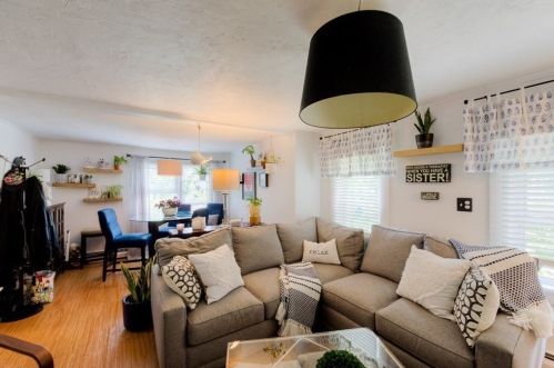 19 Highland Ter, Worcester MA 01602-4202 exterior