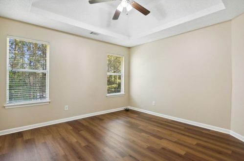 1560 Rogers Crossing Dr, Lithonia GA  30058-7005 exterior