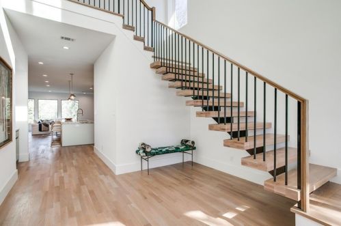 6811 Blessing Dr, Dallas TX 75214-2547 exterior