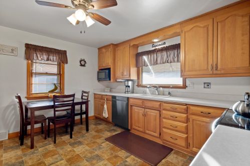 1417 22 St, Manitowoc WI 54220-5510 exterior