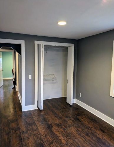 320 Buchanan Ave, Kalamazoo MI  49001-5320 exterior