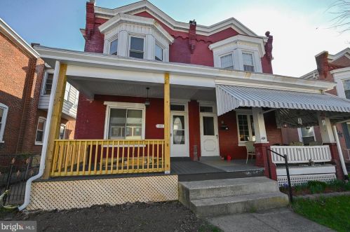 46 4th St, Pottstown, PA 19464-5216