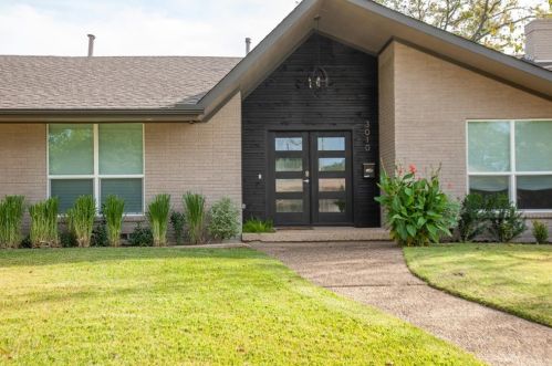 3010 Citation Dr, Dallas, TX 75229-5837