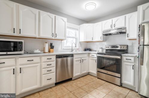 11 Warwick Way, Southampton NJ  08088-1143 exterior