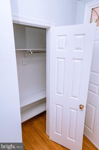 15301 Manor Village Ln, Rockville MD 20853-1820 exterior