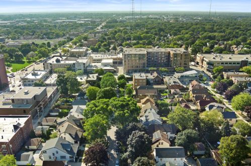 1901 Elmdale Ct, Milwaukee WI 53211-2342 exterior