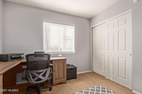 11871 Gray Eagle Ave, Tucson AZ 85737-8662 exterior