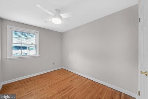 124 Beechwood Rd, Chester PA 19015-3211 exterior