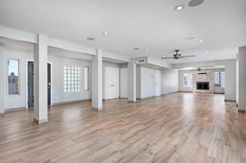 14802 3rd Ave, Phoenix AZ 85027-4747 exterior