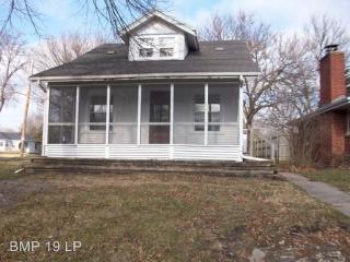 330 36th St, Cedar Rapids IA  52402-6118 exterior