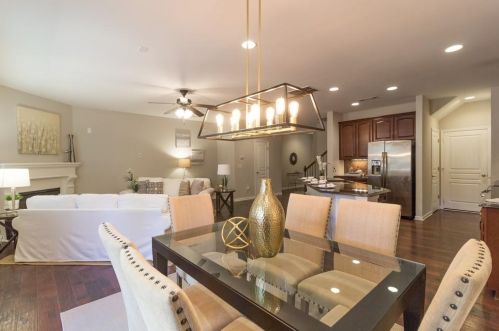 2134 Knoll Pl, Atlanta GA 30329-1539 exterior