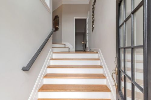 1668 Emory Place Dr, Atlanta, GA 30329-4716