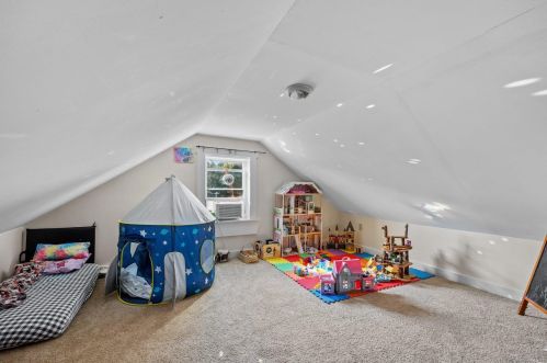 30 Walker St, Concord NH  03301-4531 exterior