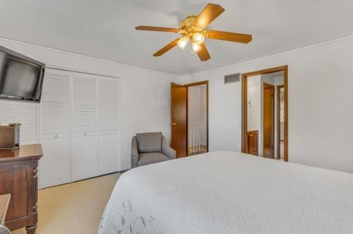 113 Thornberry Dr, Pittsburgh PA 15237-3349 exterior