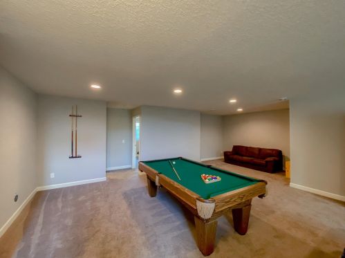 9515 Compass Pointe Rd, Saint Paul MN 55129 exterior