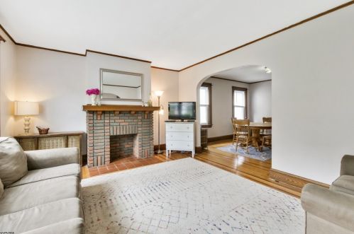 11 Peachtree Rd, Maplewood, NJ 07040-1930