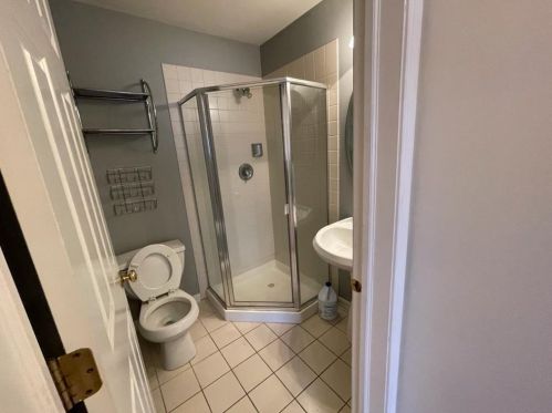 4859 Pulaski Rd, Chicago IL 60629-4121 exterior