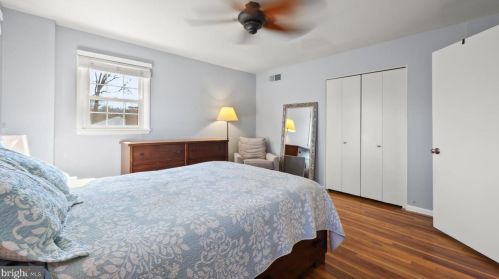 5610 Buckingham Palace Ct, Alexandria VA 22315-4120 exterior