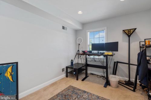 732 11 St, Washington DC 20010-2405 exterior