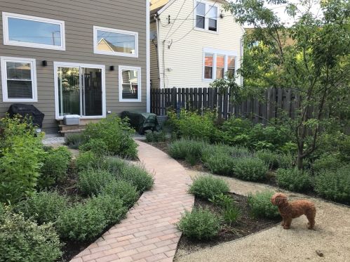 3067 Gresham Ave, Chicago IL 60618-6708 exterior