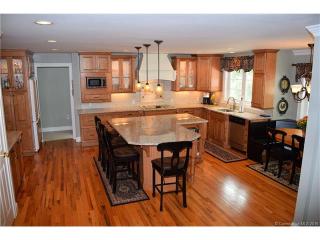 30 Scott Rd, Seymour, CT 06478-1592