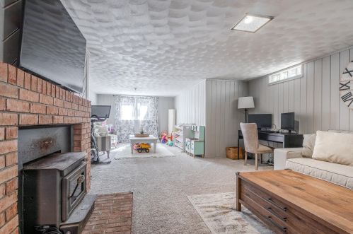 1039 108 St, Byron Township MI 49315-8607 exterior