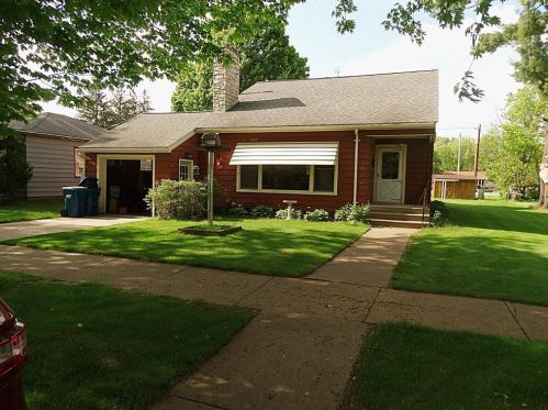 511 Stout St, Canton WI 54868-3123 exterior