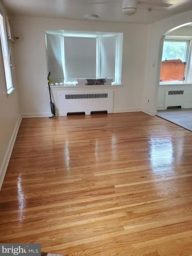 6910 Ardleigh St, Philadelphia PA  19119-1314 exterior