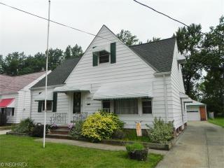 24881 Devoe Ave, Cleveland OH  44123-2239 exterior