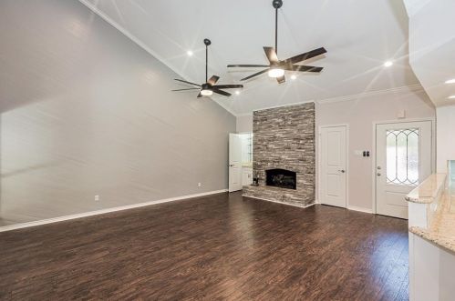 3402 Courtyard Cir, Dallas TX  75234-3759 exterior