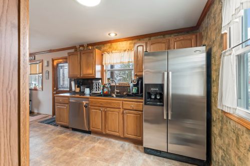 4645 68th St, Milwaukee WI  53220-3917 exterior