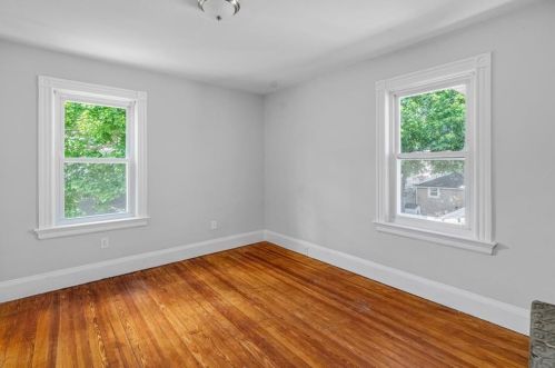 233 Indiana Ave, Providence RI 02905-4403 exterior